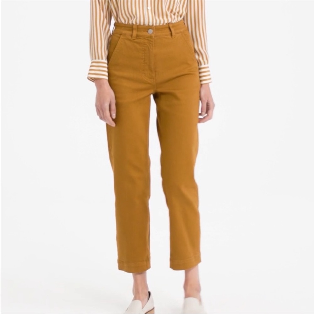 Everlane The Straight Leg Crop
Regular Jeans in Golden Brown Size 2
Cropped